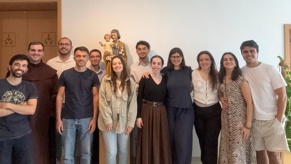 Os jovens e o Carmelo